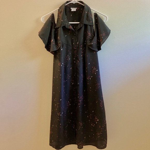 FREE IF BUNDLED Cooperative Black Cold-Shoulder Collared Tunic Top Large EUC - Picture 2 of 8